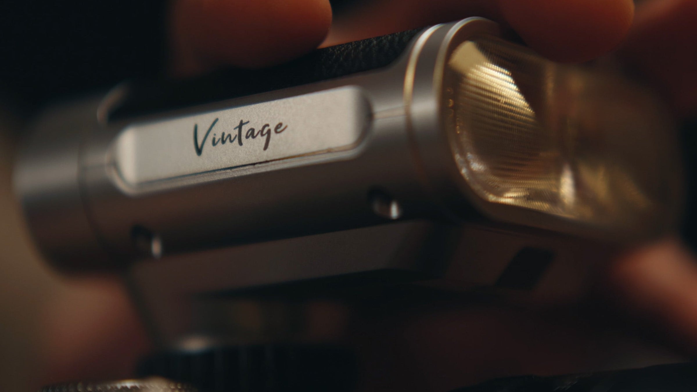 Mastering the Viltrox Vintage Z1 Flash: A Step-by-Step Guide
